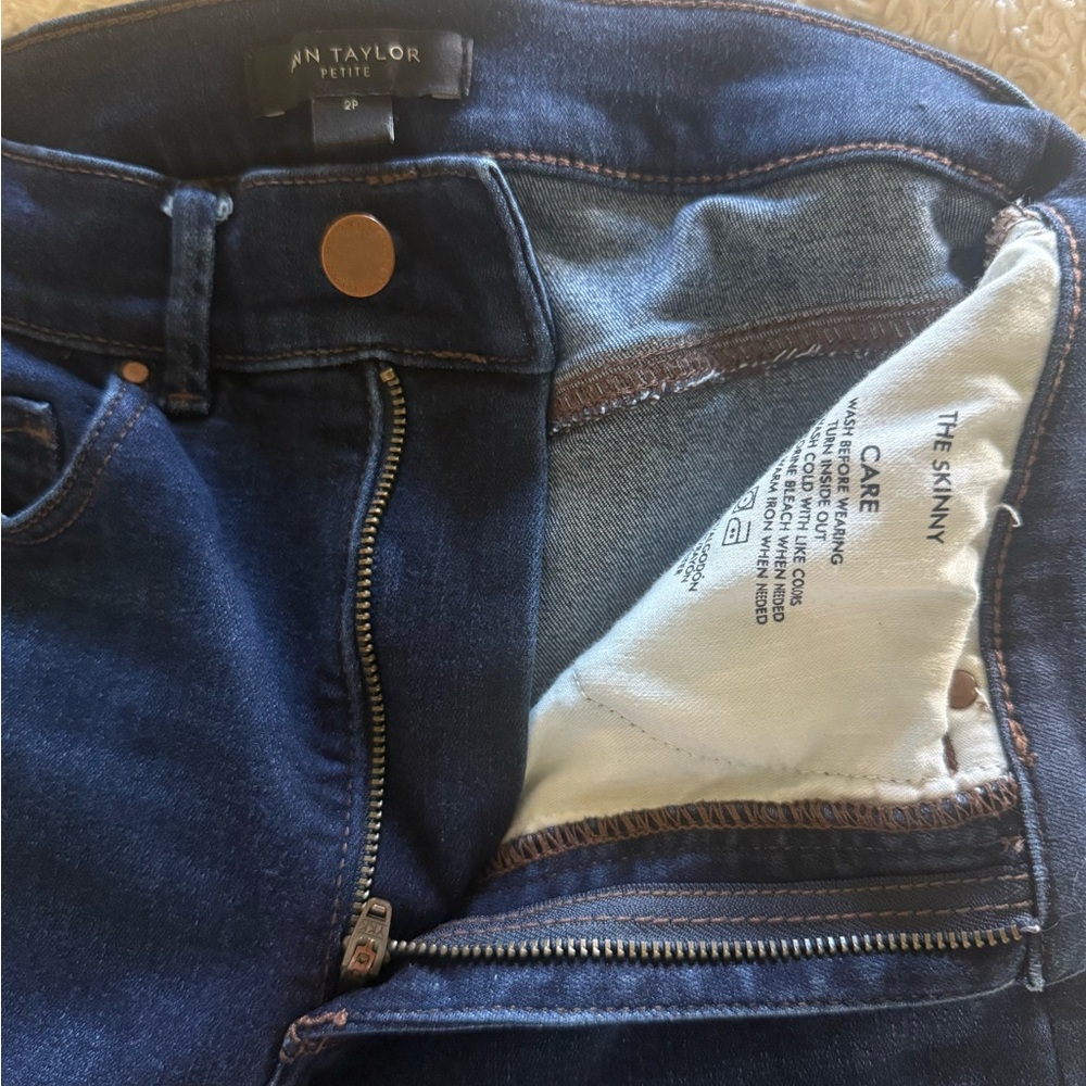 Ann Taylor 2 Petite Navy Skinny Jeans